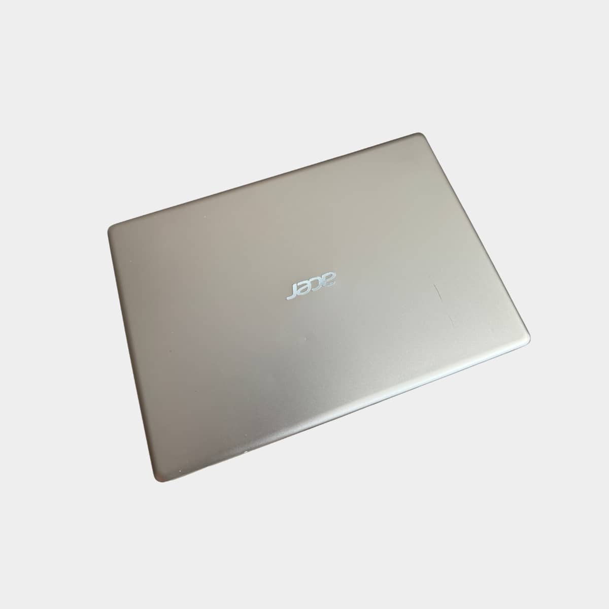 Acer Swift SF113-31 uzdarytas