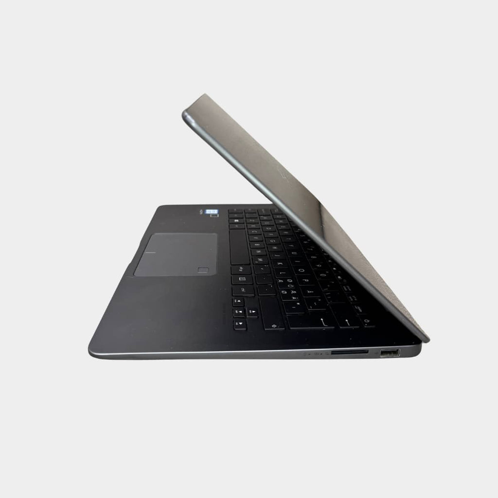 Asus ZenBook UX430U pasuktas i kaire