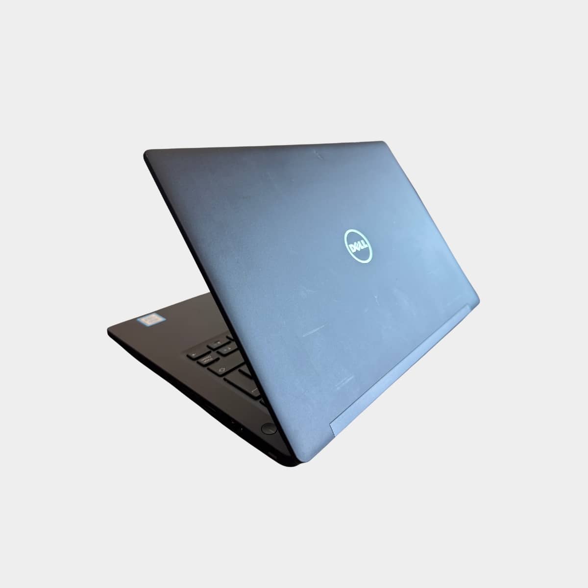Dell Latitude 7280 kairė pusė, USB-C ir HDMI jungtys