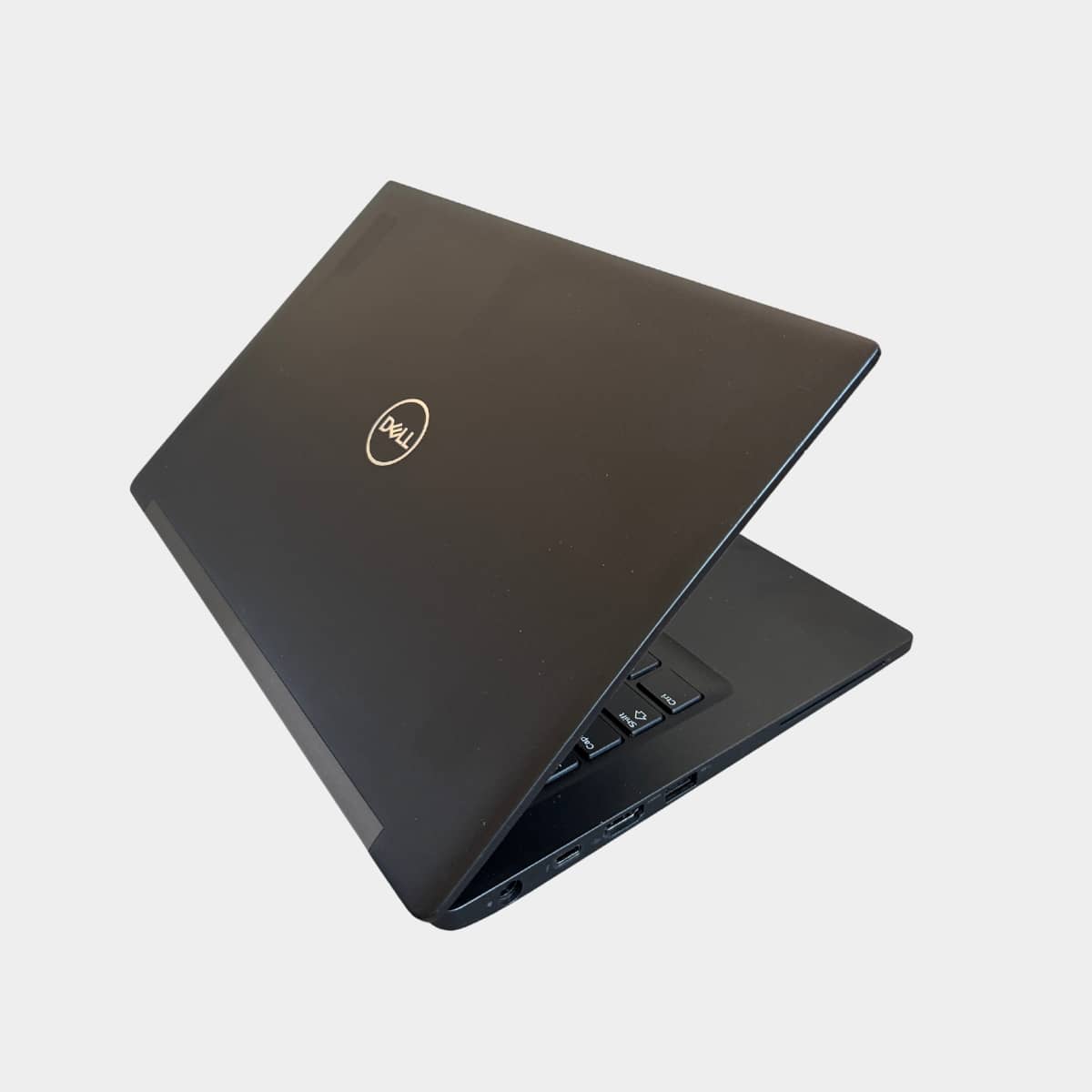 Dell Latitude 7290 dešinė pusė, USB ir LAN jungtys