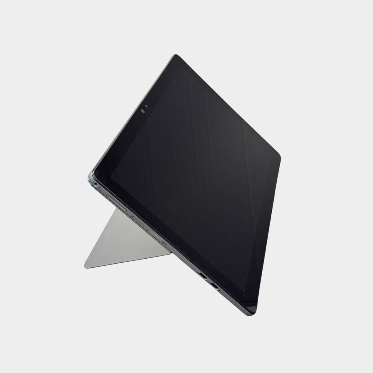 Dell Latitude 7200 2-in-1 kairė pusė, USB-C ir kitos jungtys