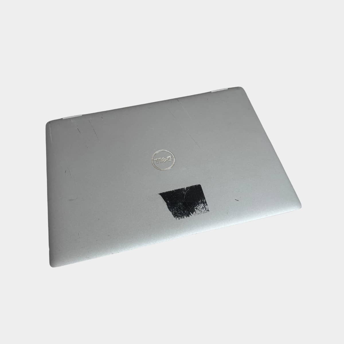 Dell Latitude 5320 uždarytas, korpusas su naudojimo žymėmis