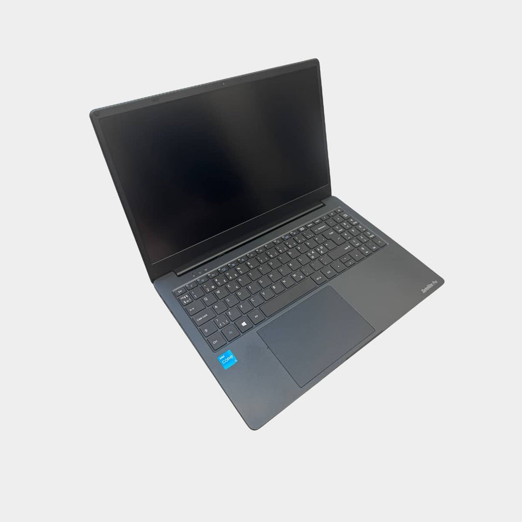 Dynabook Satellite Pro C50 i3 8gb ram 256gb ssd windows 11