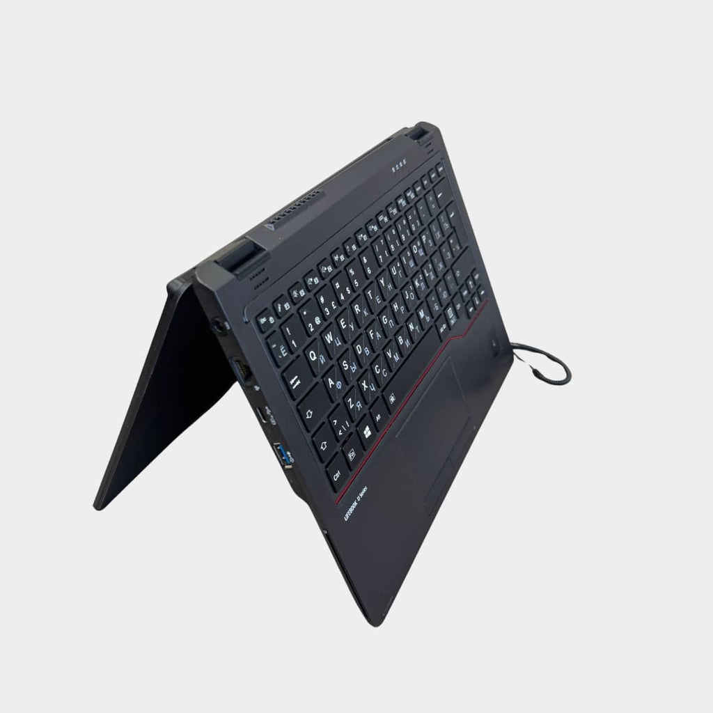 Fujitsu LifeBook U729x kaire puse