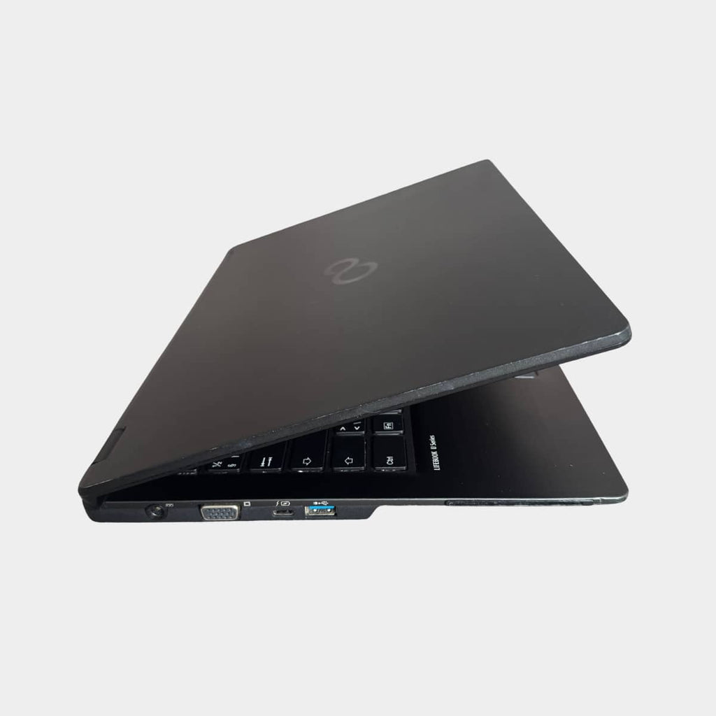 Fujitsu LifeBook U7410 pasuktas i desine