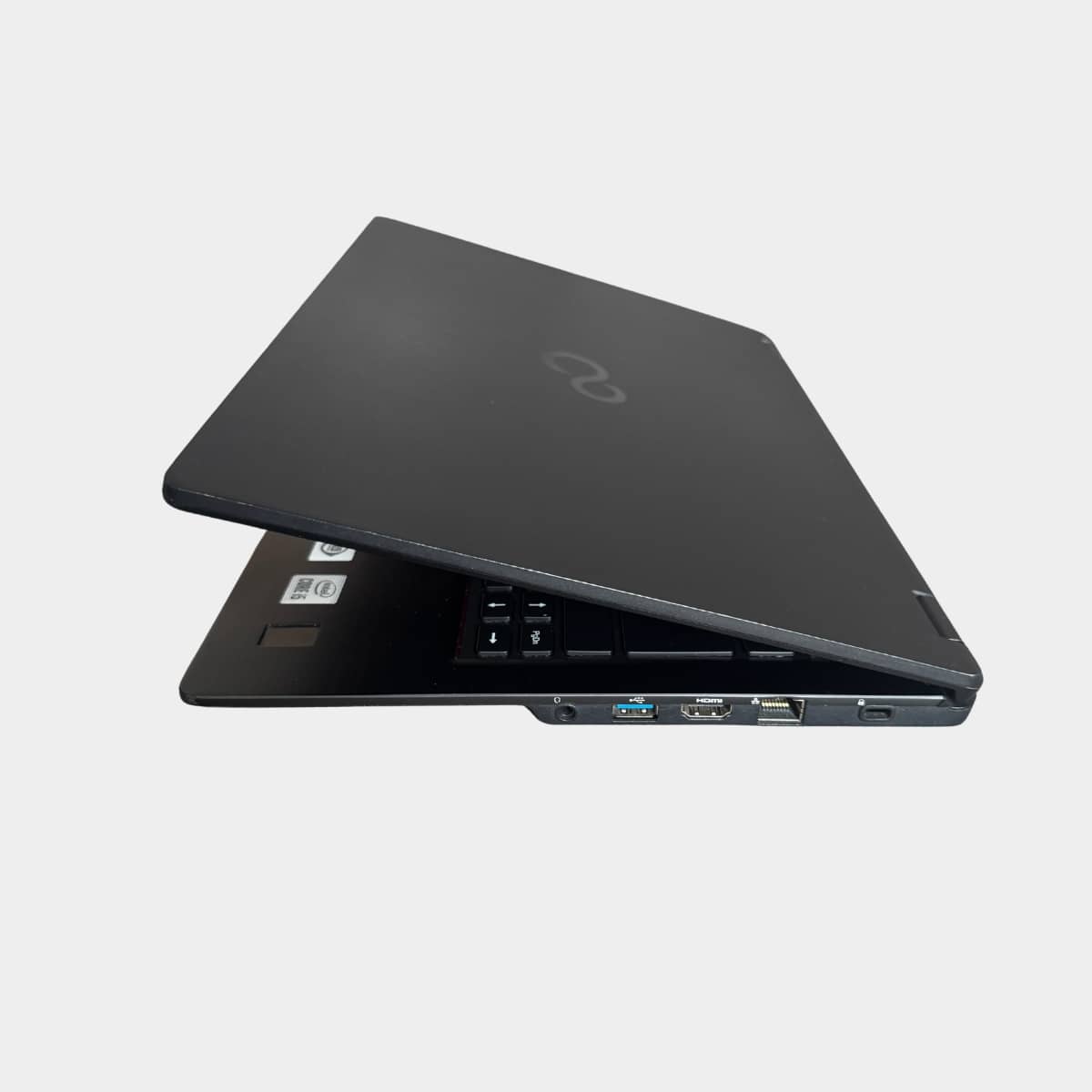 Fujitsu LifeBook U7410 pasuktas i kaire