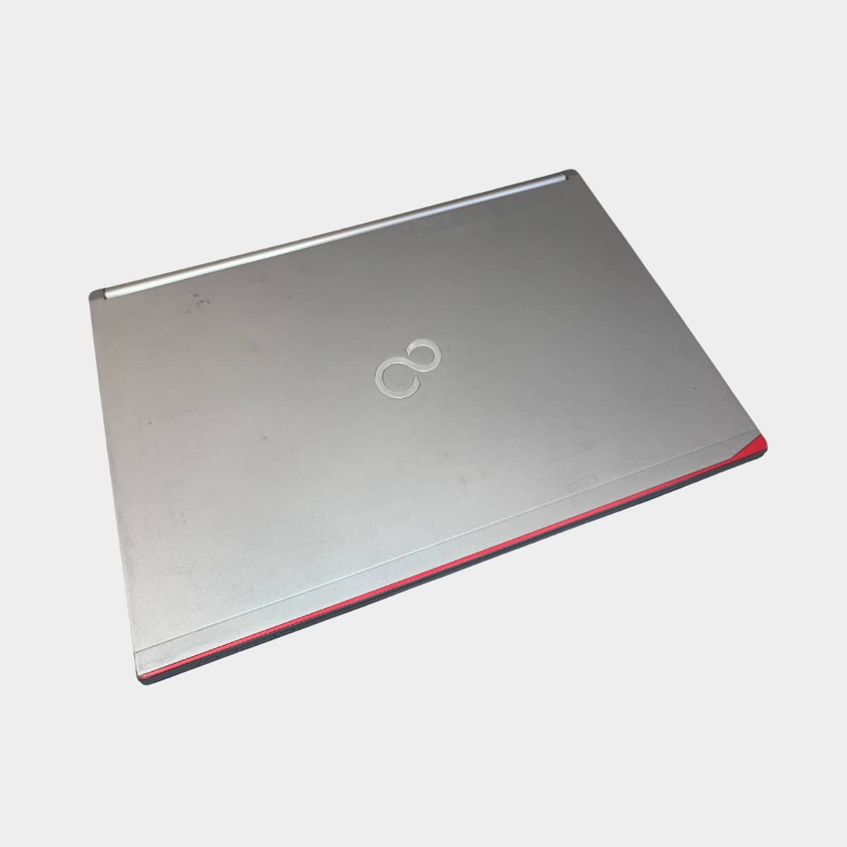 Fujitsu Lifebook E756 uzdaritas