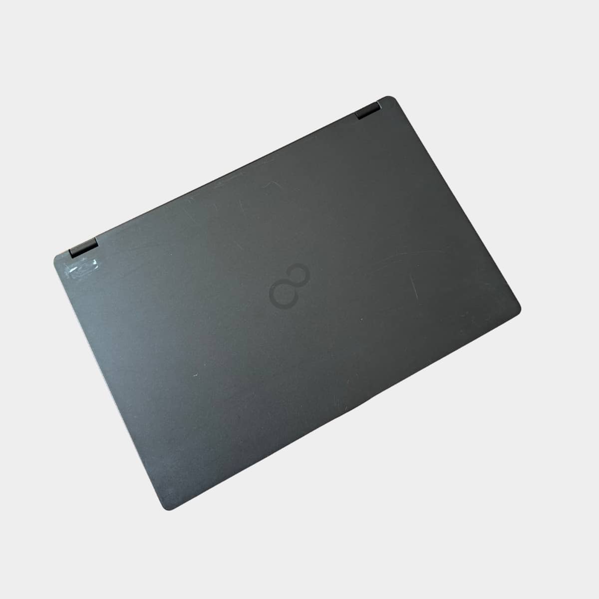 Fujitsu U759 uždarytas, plonas verslo klasės korpusas