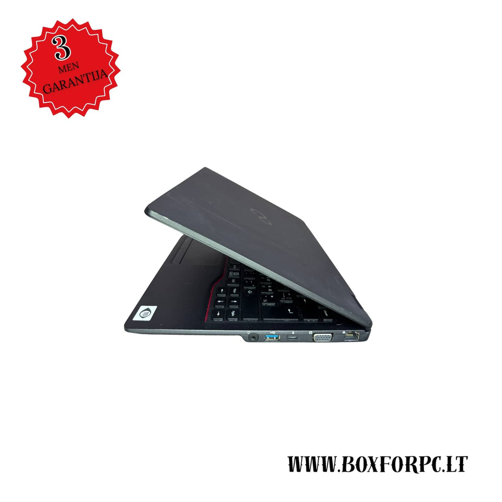 Fujitsu LifeBook U7311 dešinė pusė, USB ir LAN jungtys