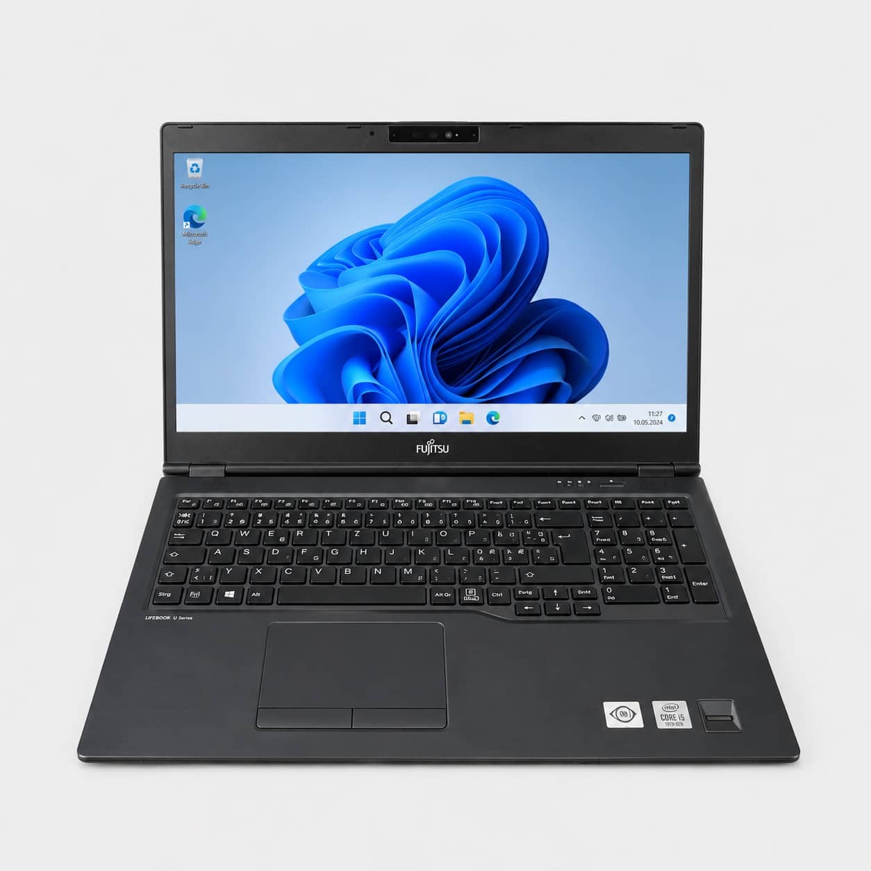 Fujitsu LifeBook U7510 i5-10210U nešiojamas kompiuteris atidarytas, 15.6 colių Full HD ekranas, apšviesta klaviatūra