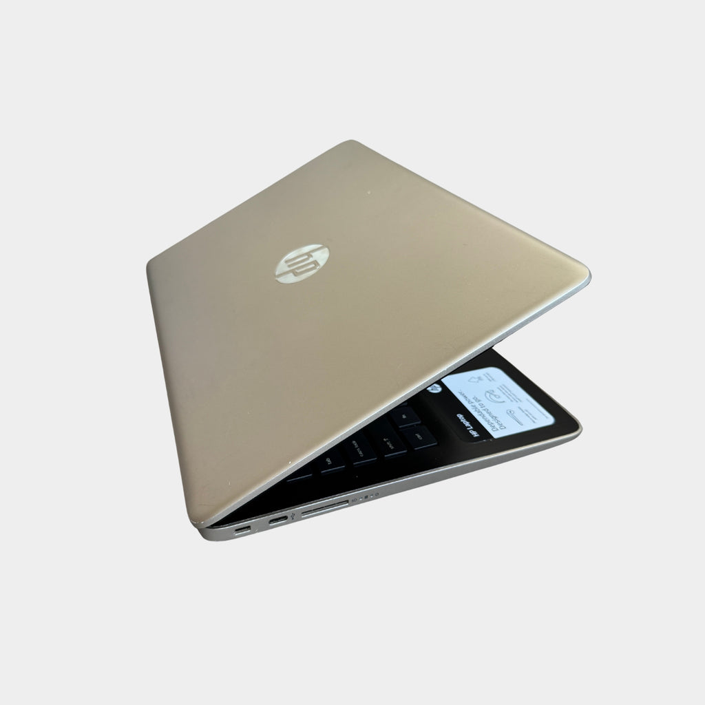 HP 14-cf0013dx kairė pusė, nešiojamo kompiuterio jungtys