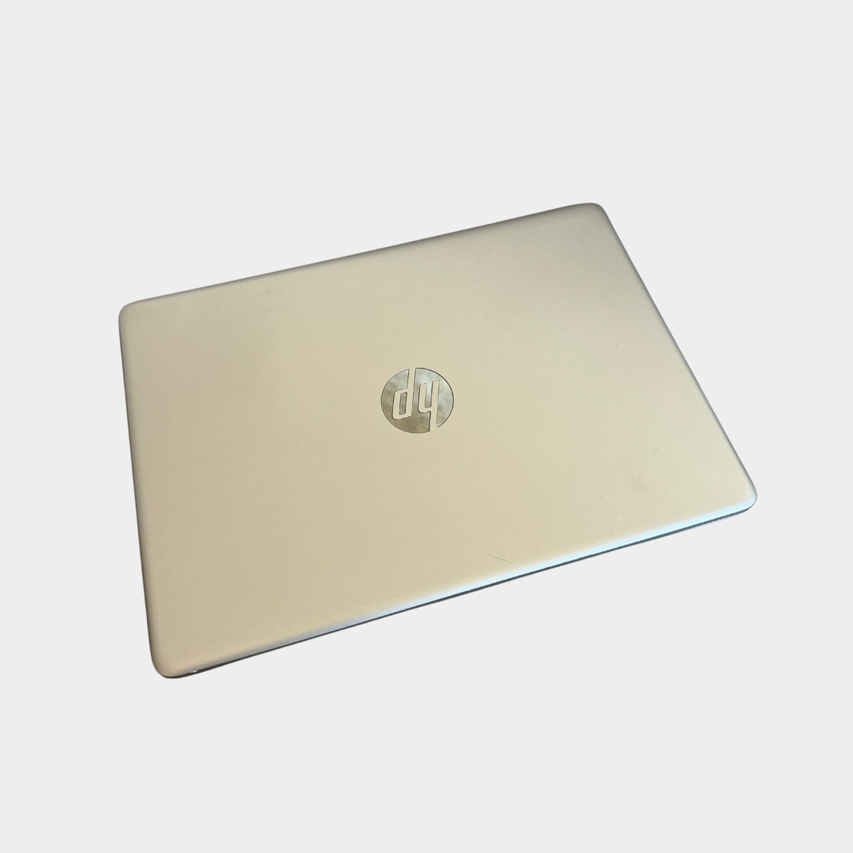 HP 14-cf0013dx uždarytas, kompaktiškas nešiojamas kompiuteris