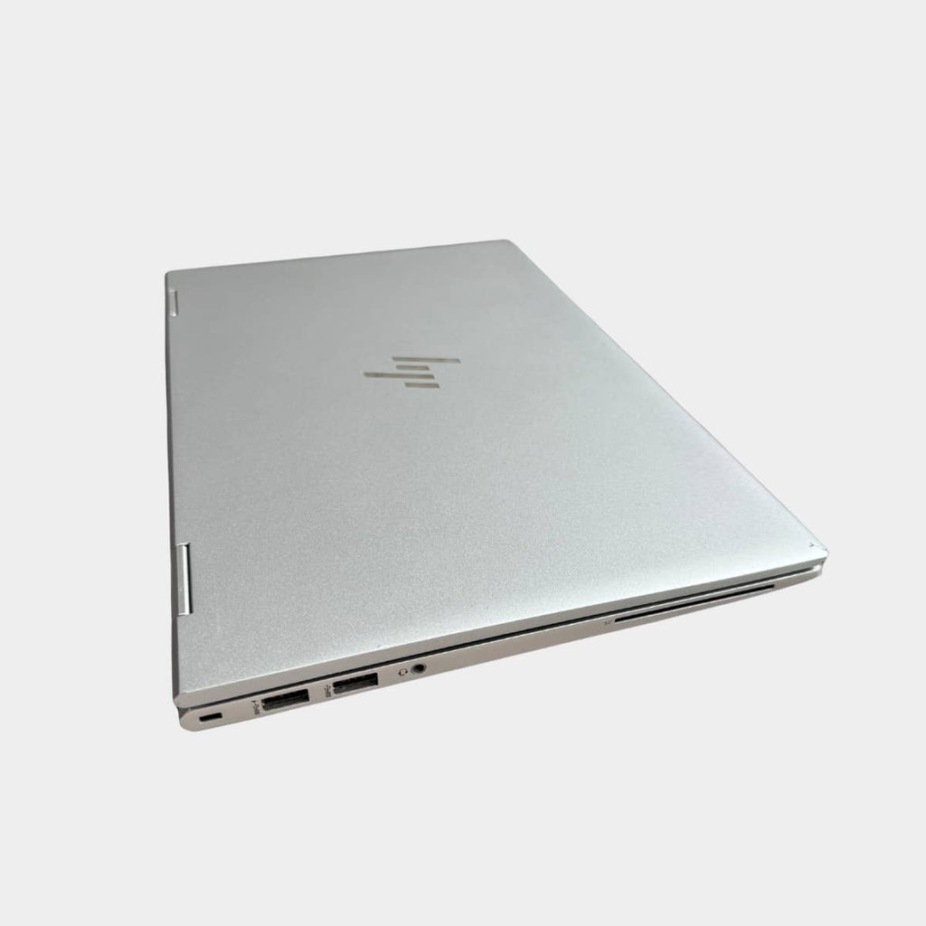 HP EliteBook x360 830 G8 dešinė pusė, USB ir audio jungtys