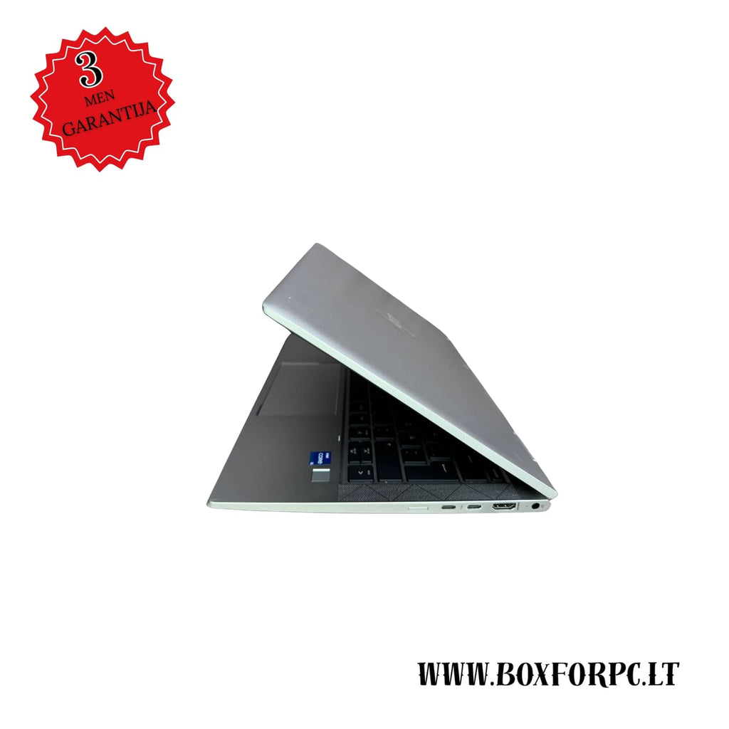 HP EliteBook x360 830 G8 kairė pusė, USB-C ir HDMI jungtys