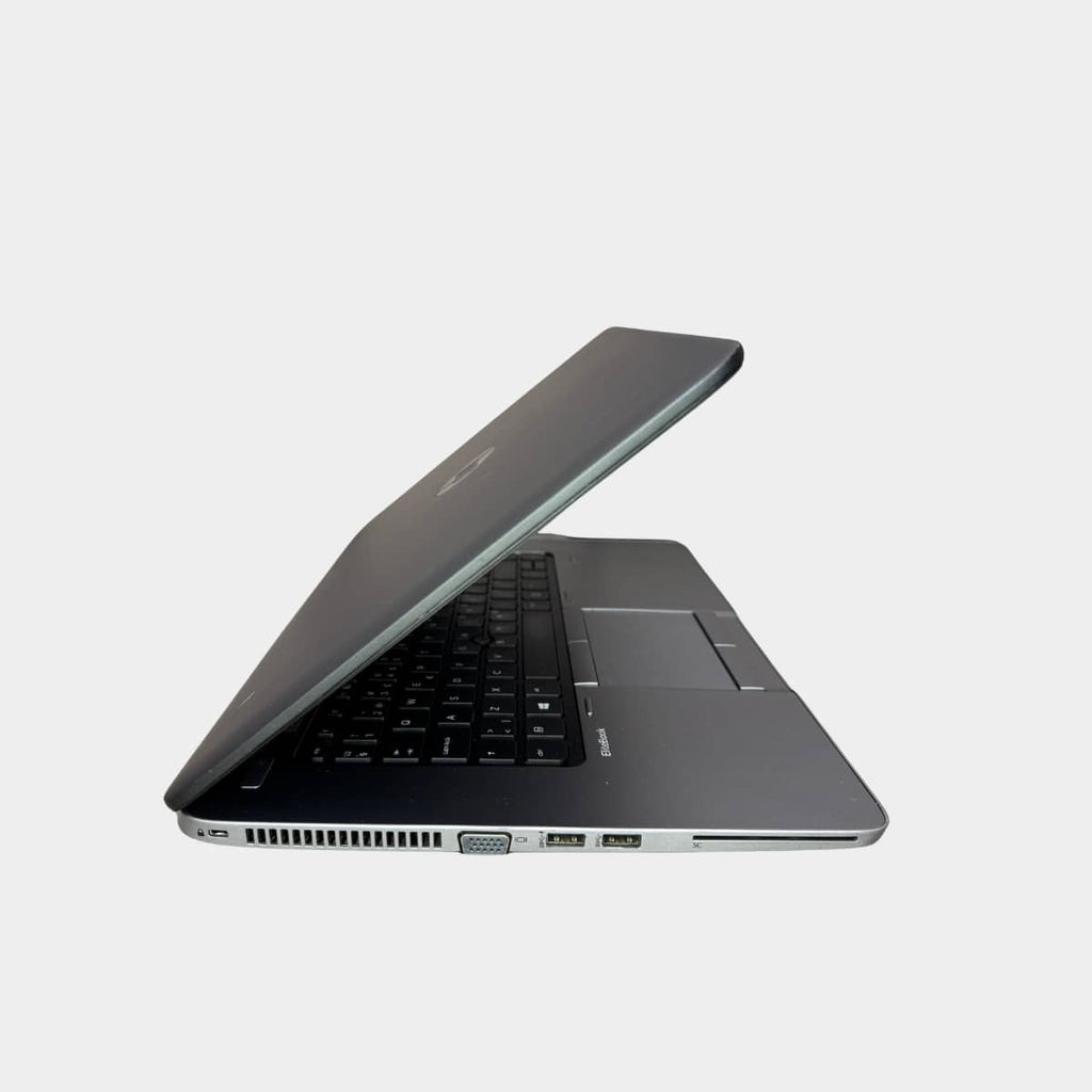 HP EliteBook 850 G2 dešinė pusė su jungtimis