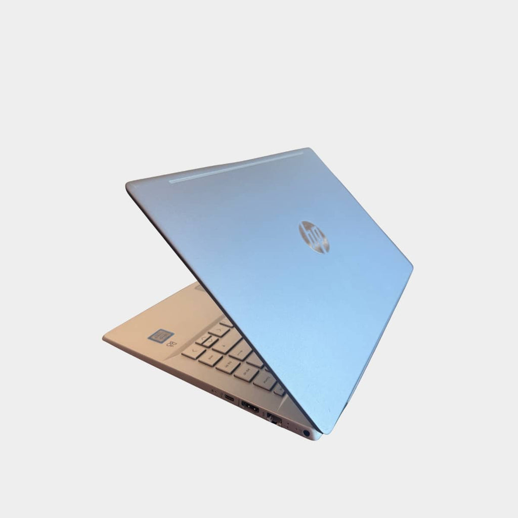 HP Pavilion 14 dešinė pusė, USB ir audio jungtys