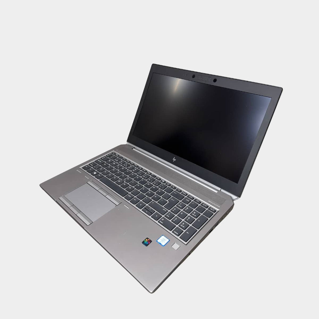 HP ZBook 15 G6 atidarytas nešiojamas kompiuteris 15.6″ su i7-9850H, 48GB RAM, 512GB SSD, Quadro T2000 pasuktas i kaire