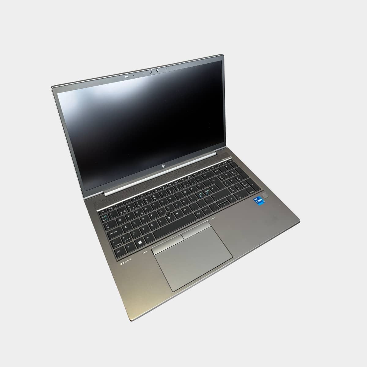 HP ZBook Firefly 15 G8 i7-1165G7 nešiojamas kompiuteris atidarytas, 15.6 colių ekranas, mobilioji darbo stotis