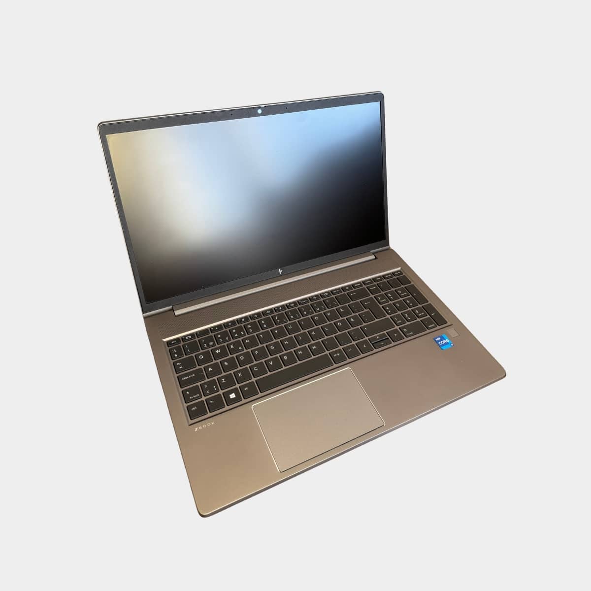 HP ZBook Power G8 i7-11800H atidarytas, 15.6 colių FHD ekranas