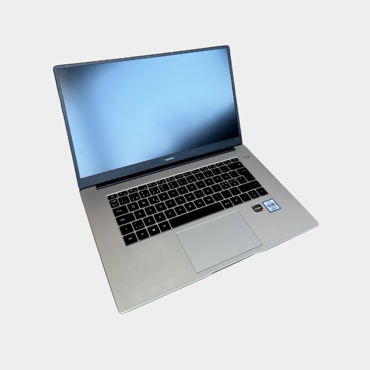 Huawei Matebook D15 ryzen 5 8gb ram 256gb ssd windows 11

