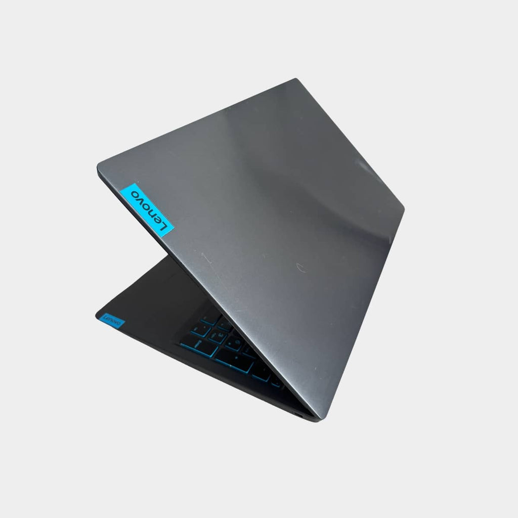 Lenovo L340 Gaming dešinė pusė, USB ir LAN jungtys