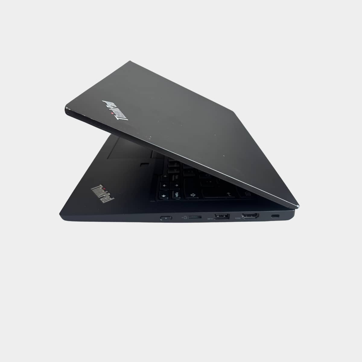 Lenovo ThinkPad L13 kairė pusė, USB-C ir HDMI jungtys