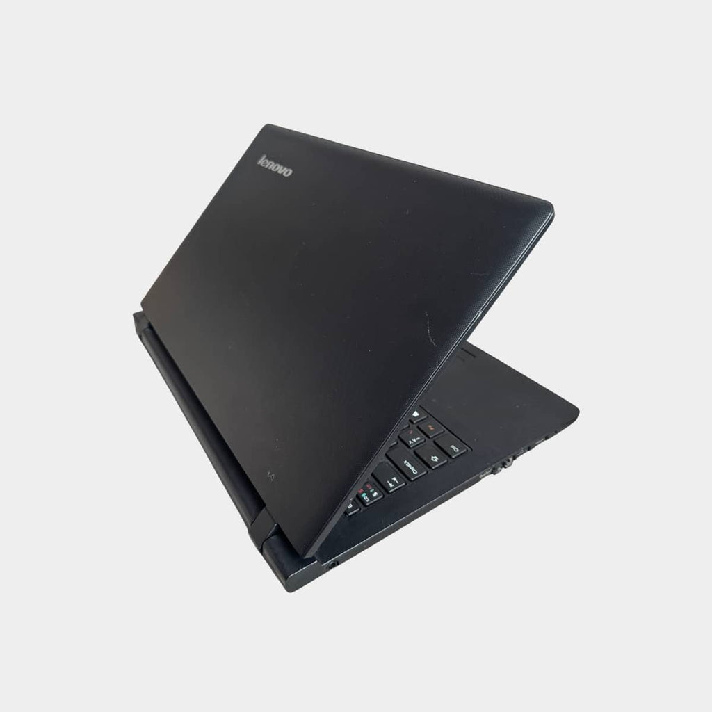 Lenovo IdeaPad 100-15IBY dešinė pusė, USB ir audio jungtys