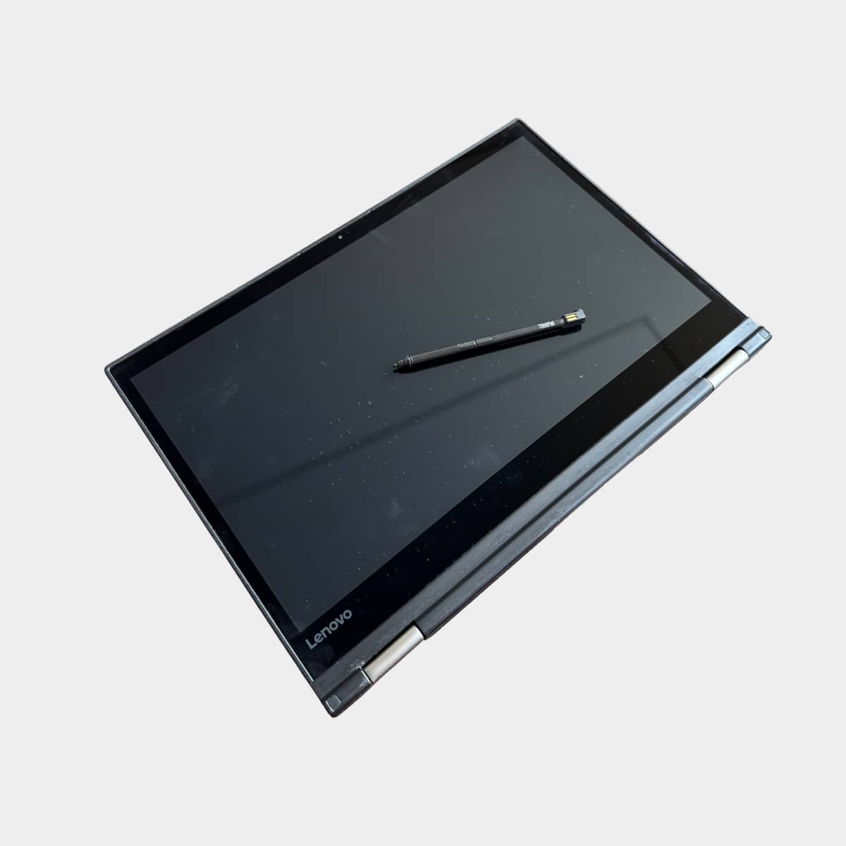 Lenovo Yoga 370 360 laipsnių režimas, naudojamas kaip planšetė