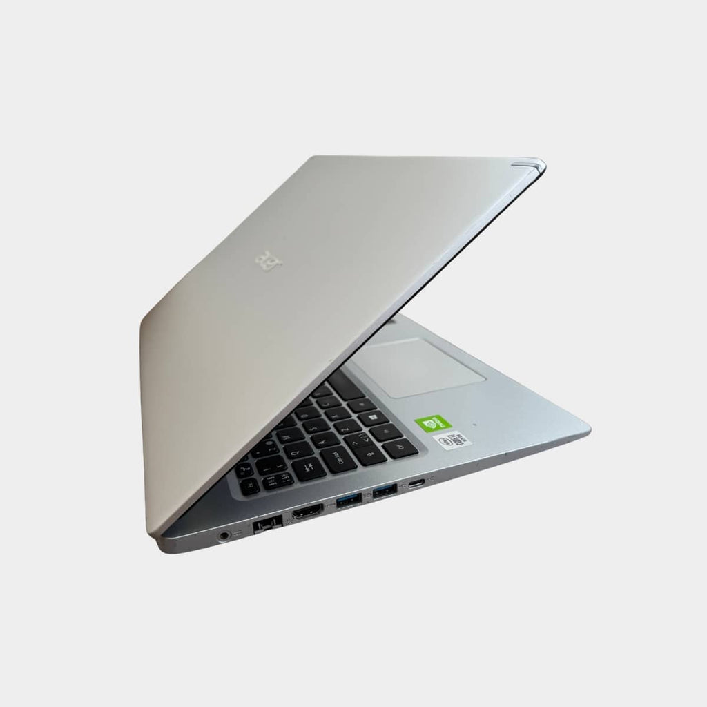 Acer Aspire 5 A515-54G kairė pusė, USB-C HDMI ir LAN jungtys