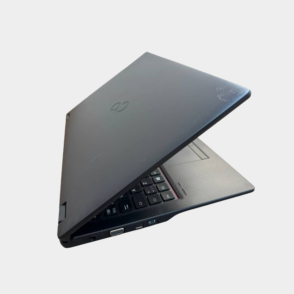 Fujitsu LIFEBOOK E459 8GB RAM 256GB SSD Windows 11.