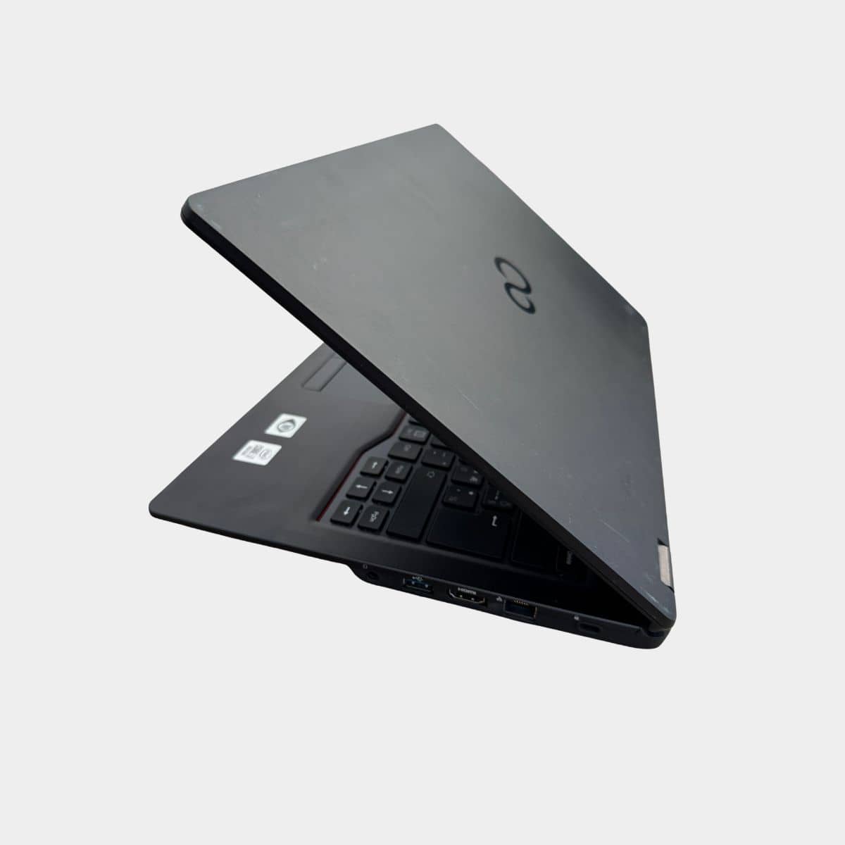 Fujitsu LIFEBOOK U7410 Intel Core i7-10510U 16GB RAM 256GB SSD FHD.