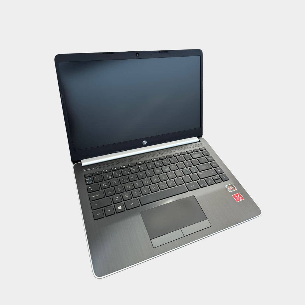 HP 14-dk0016no AMD Ryzen 3 3200U su 14 colių ekranu.
