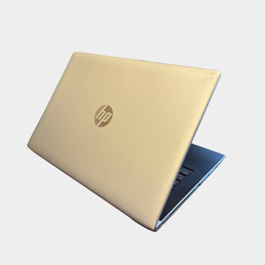 HP ProBook 440 G5 dešinė pusė, USB ir LAN jungtys