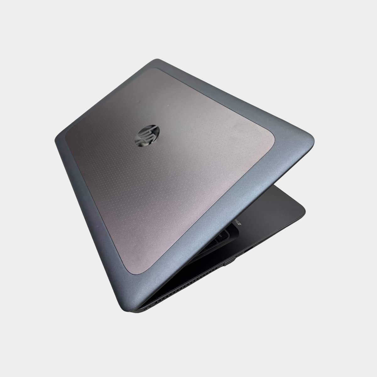 HP ZBook 15u G3 klaviatūra su apšvietimu.